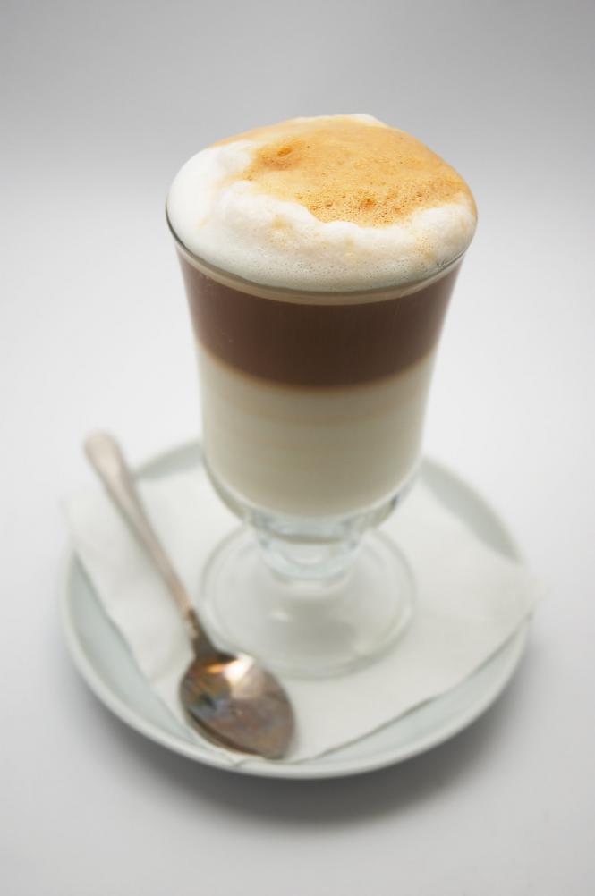 Creamy Date & Espresso Smoothie